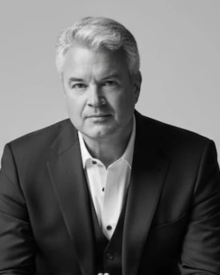 Peter Dingle, Advisor